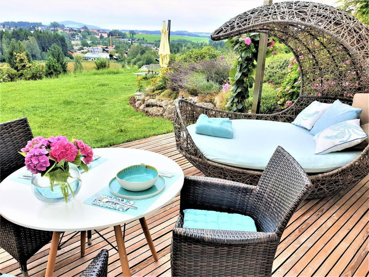 Haus Am Weinberg II Apartment Seekirchen am Wallersee Ngoại thất bức ảnh