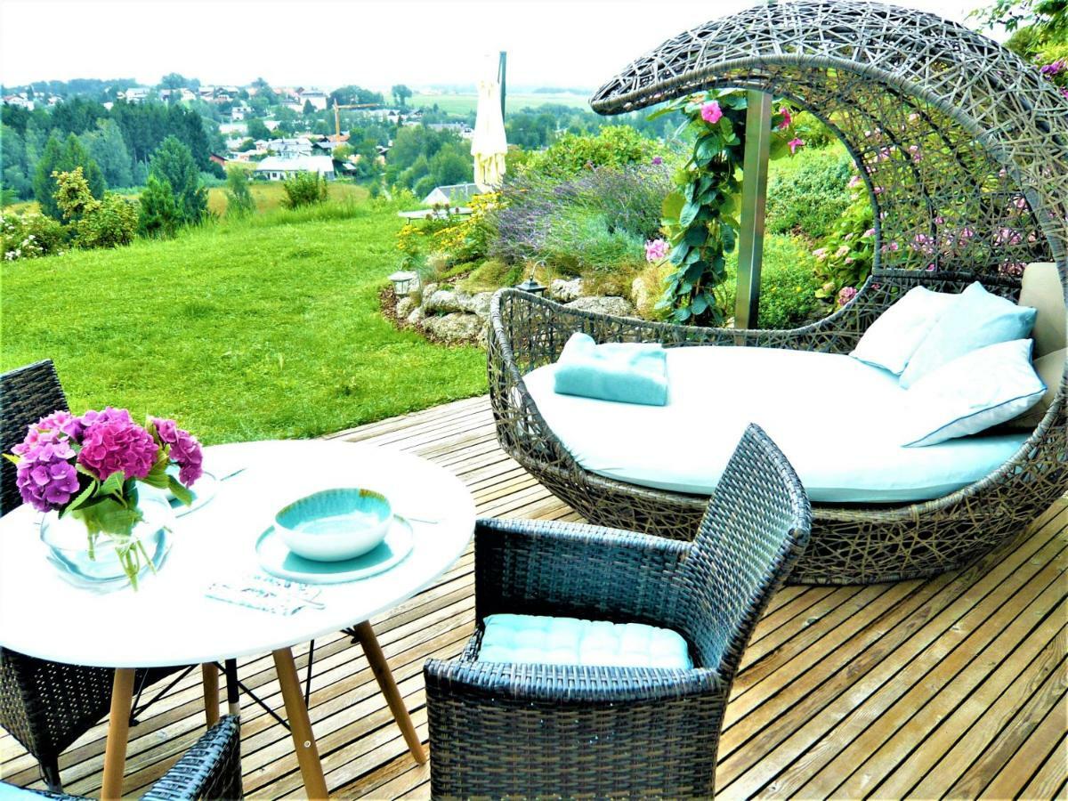 Haus Am Weinberg II Apartment Seekirchen am Wallersee Ngoại thất bức ảnh